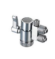 净水器小配件，大用途 双切换器与龙头转接器的完美组合